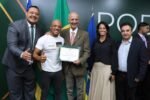 José Roberto Arruda é homenageado com moção de aplausos pela Câmara Municipal de Valparaíso de Goiás