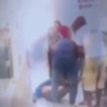 Vídeo: pacientes carregam morador de rua abandonado em UPA de São Sebastião