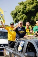 Izalci Lucas reúne carreata no Guará